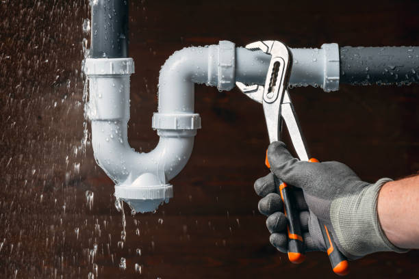 Professional Emergency Plumber technician working in Houston, PA